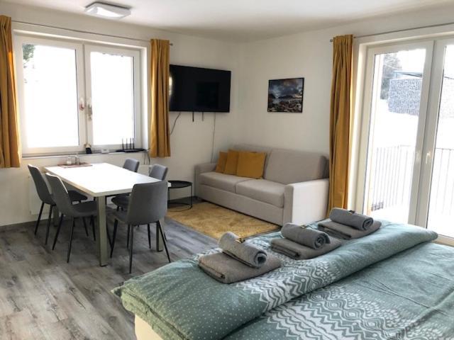 Apartman U Lomu Dolna Morawa Zewnętrze zdjęcie